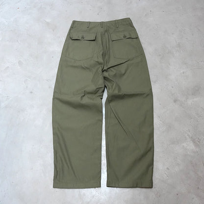 【nanamica】ナナミカ men's Wide Baker Pants "Khaki"