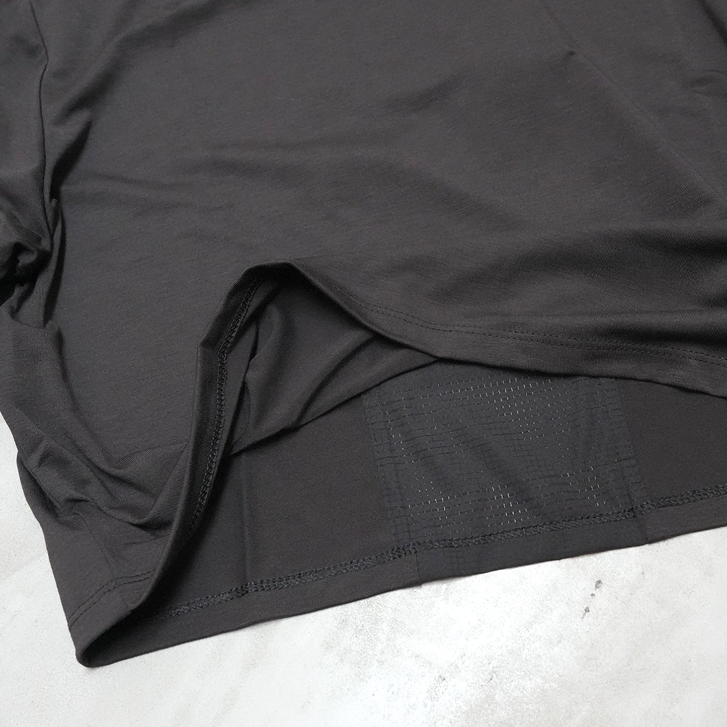 【Rab】ラブ women's Rivelin Crop Tee "2Color" ※ネコポス可
