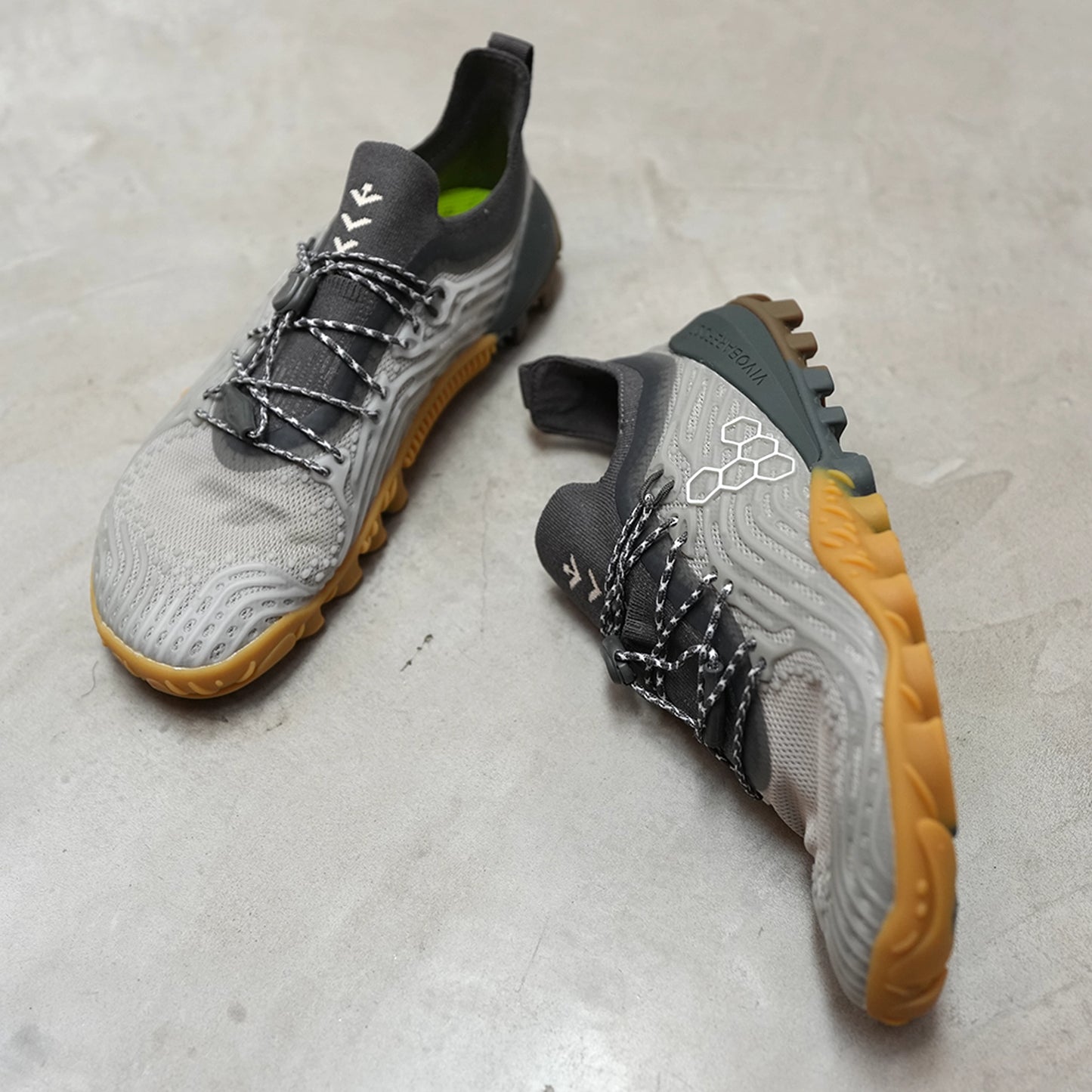 【VIVOBAREFOOT】ヴィヴォ ベアフット men's Hydra ESC "2Color"