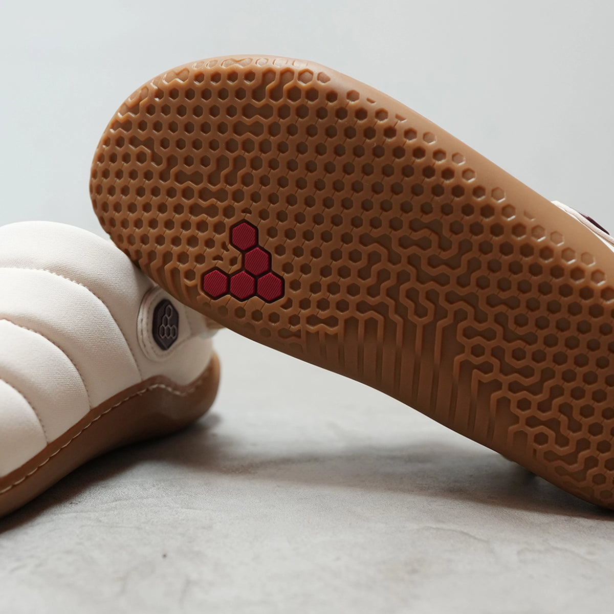 【VIVOBAREFOOT】ヴィヴォ ベアフット women's Gobi Wavey Mule Textile "Sand"