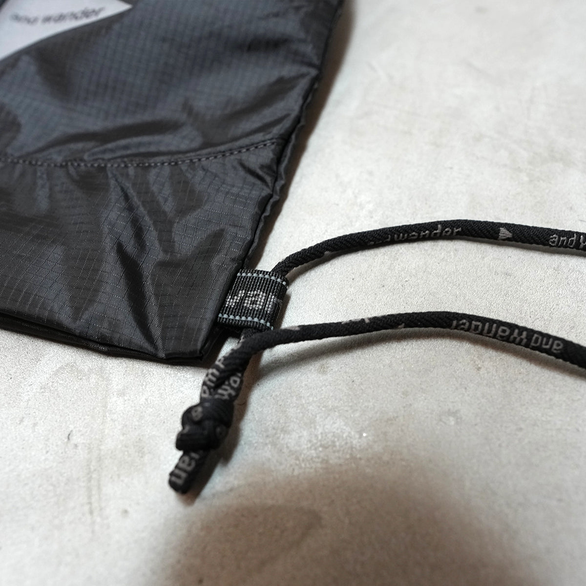 【and wander】アンドワンダー crispy rip drawstring bag "2Color" ※ネコポス可