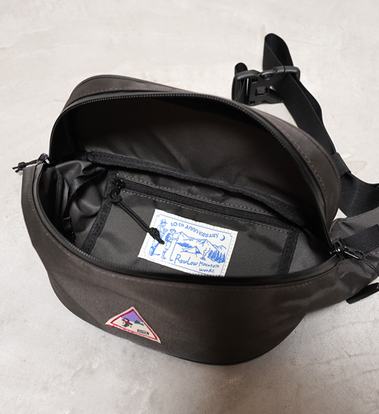 【RawLow Mountain Works】ロウロウマウンテンワークス Pisten Pack（BOGEN edition）"4Color"