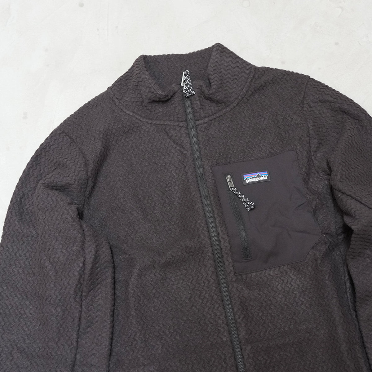 【patagonia】パタゴニア Kids' R1 Air Full-Zip Jacket "2Color"