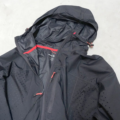【and wander】アンドワンダー Altra × and wander ventilation wind jacket "2Color"