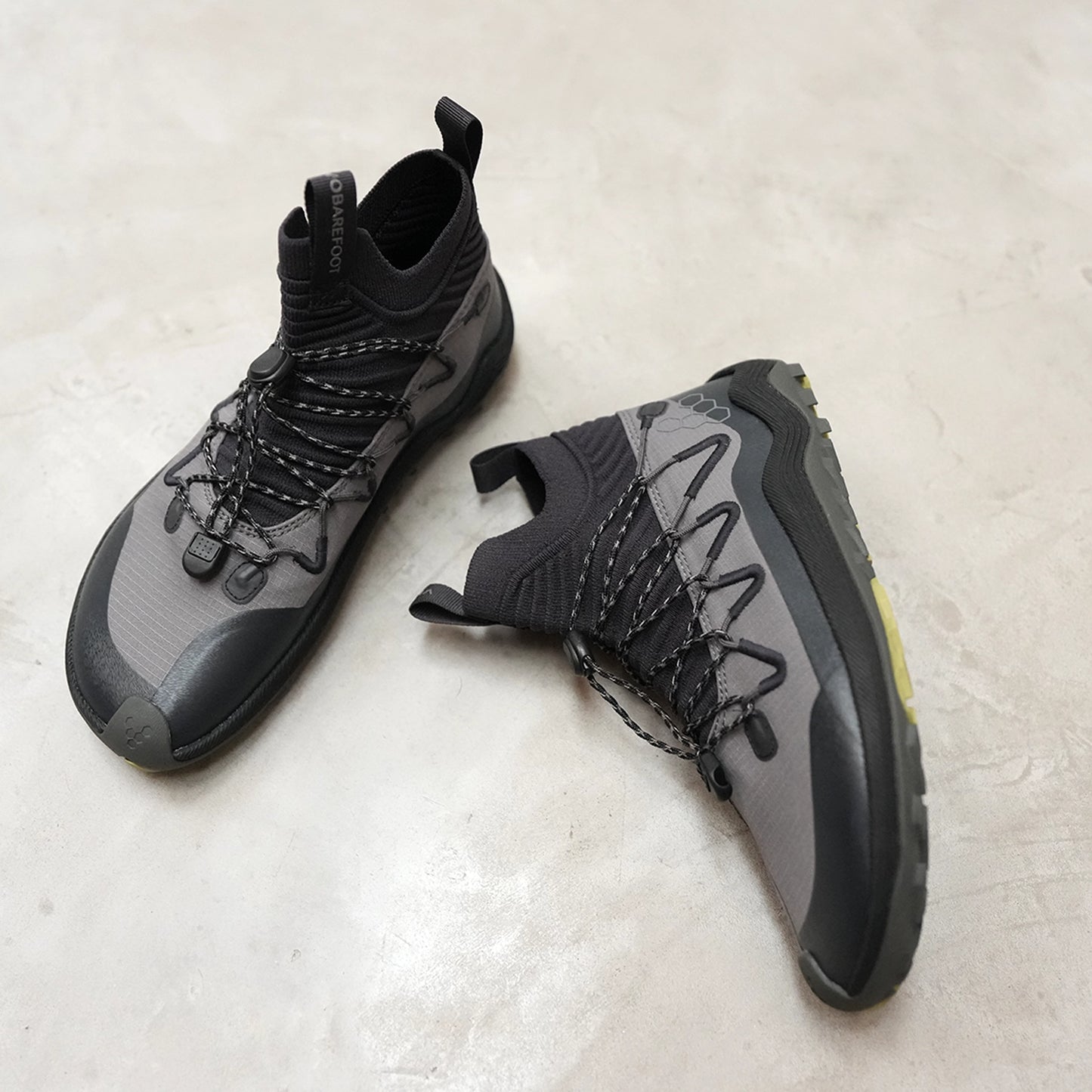 【VIVOBAREFOOT】ヴィヴォ ベアフット men's Primus Trail Flow Mid "2Color"