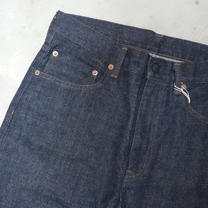 【nanamica】ナナミカ men's Selvage Denim Straight Pants "Indigo"