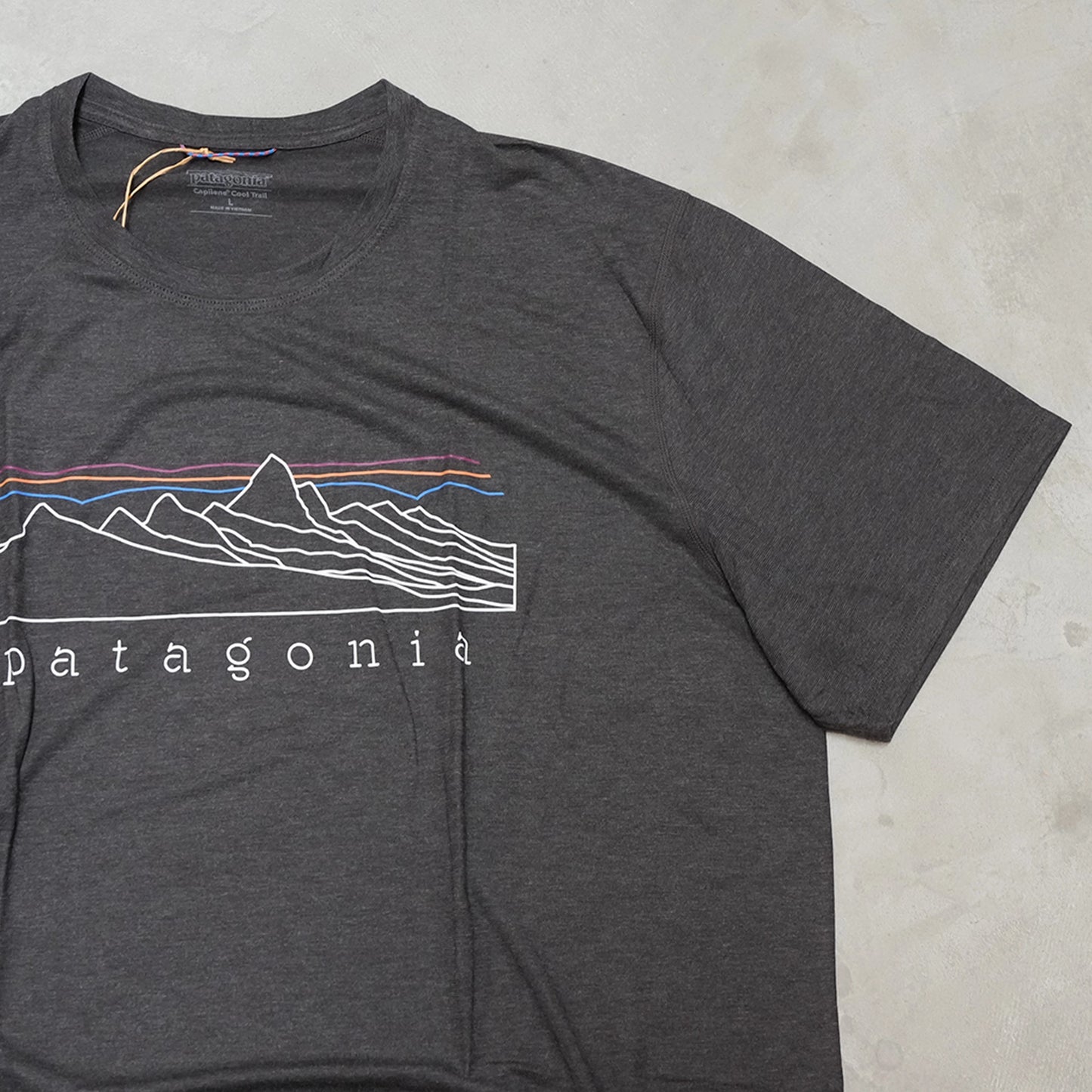 【patagonia】パタゴニア men's Capilene Cool Trail Shirt(Stratapeaks) ※ネコポス可