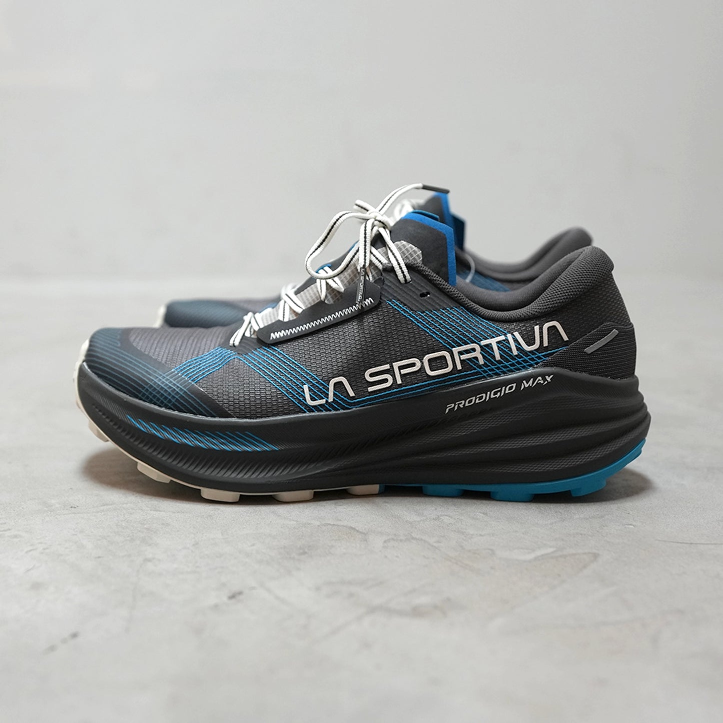 【LA SPORTIVA】ラ・スポルティバ Prodigio Max ”Gray×Chalk"