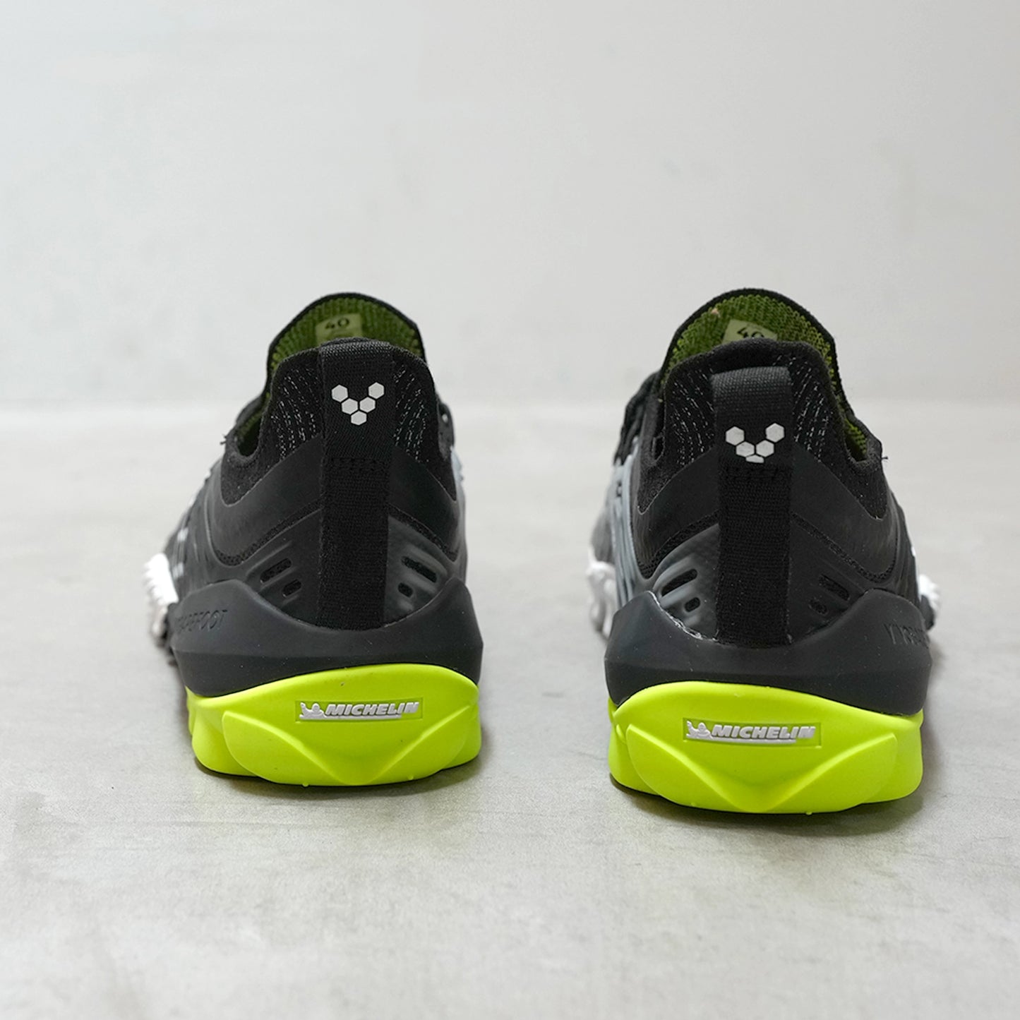 【VIVOBAREFOOT】ヴィヴォ ベアフット men's Hydra ESC "2Color"