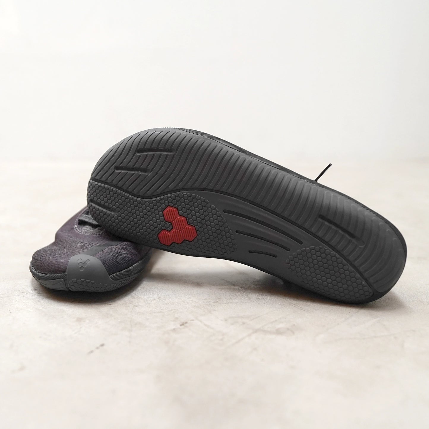 【VIVOBAREFOOT】ヴィヴォ ベアフット men's Primus Flow "2Color"
