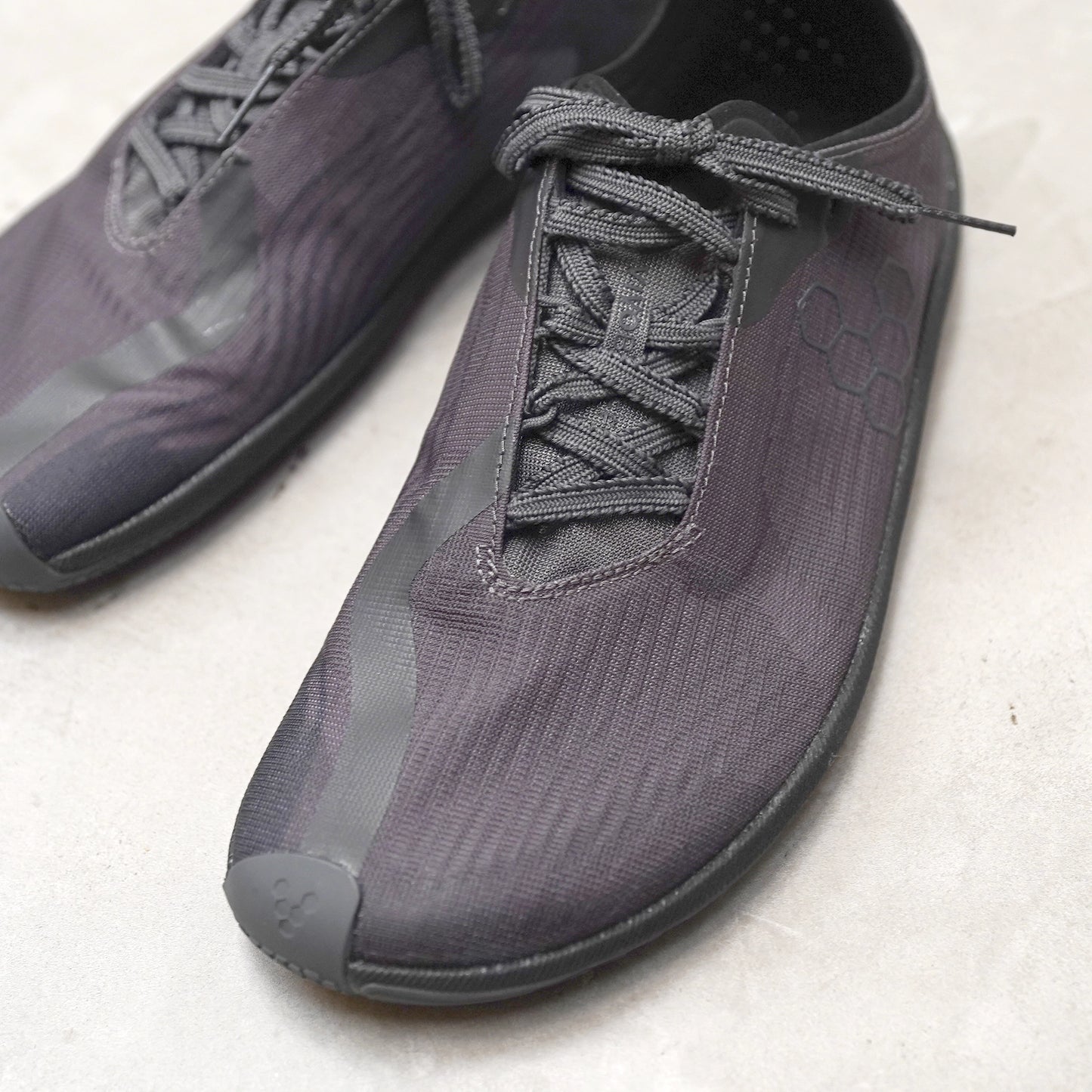 【VIVOBAREFOOT】ヴィヴォ ベアフット women's Primus Flow "2Color"
