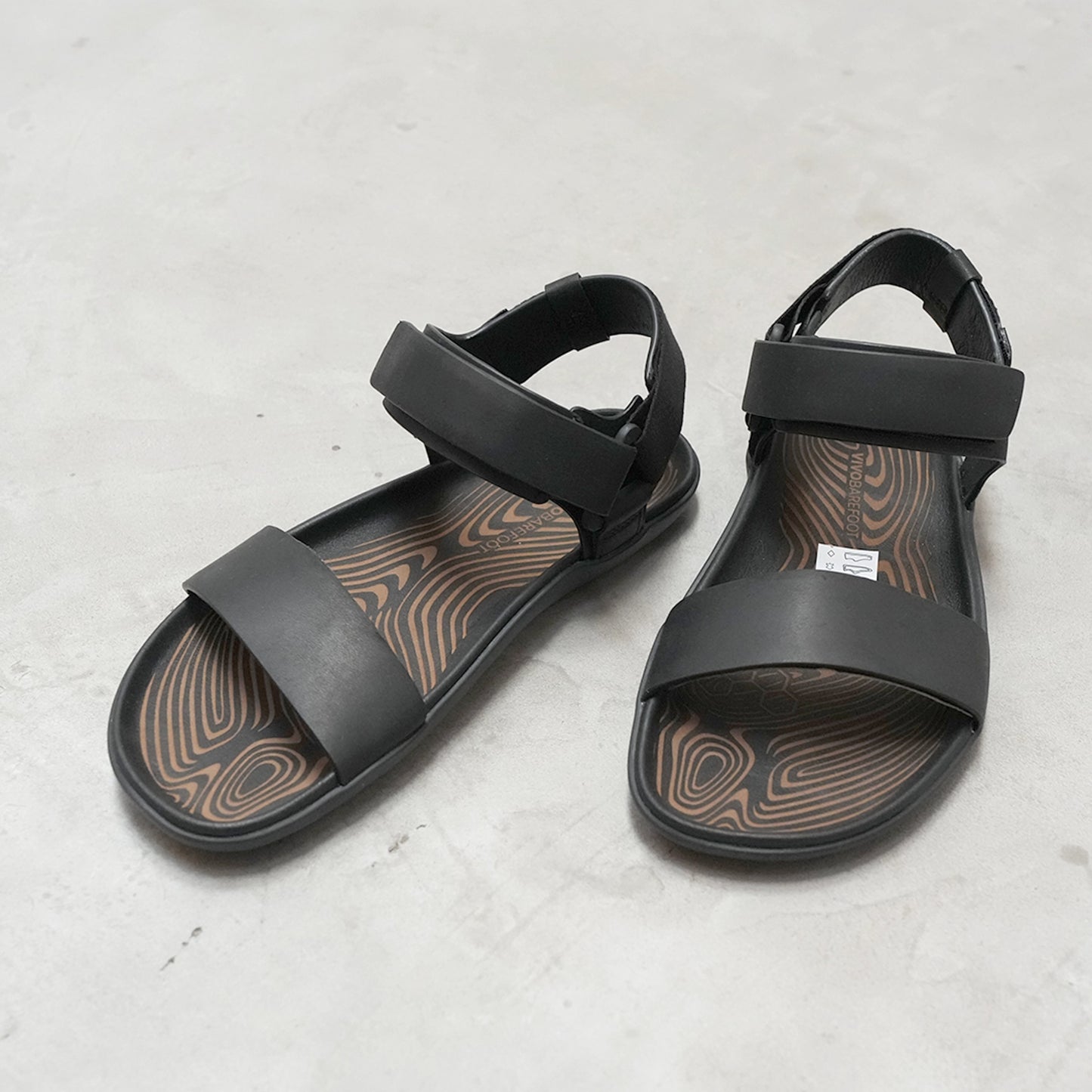 【VIVOBAREFOOT】ヴィヴォ ベアフット women's Sensus Yin Sandal "Raven"