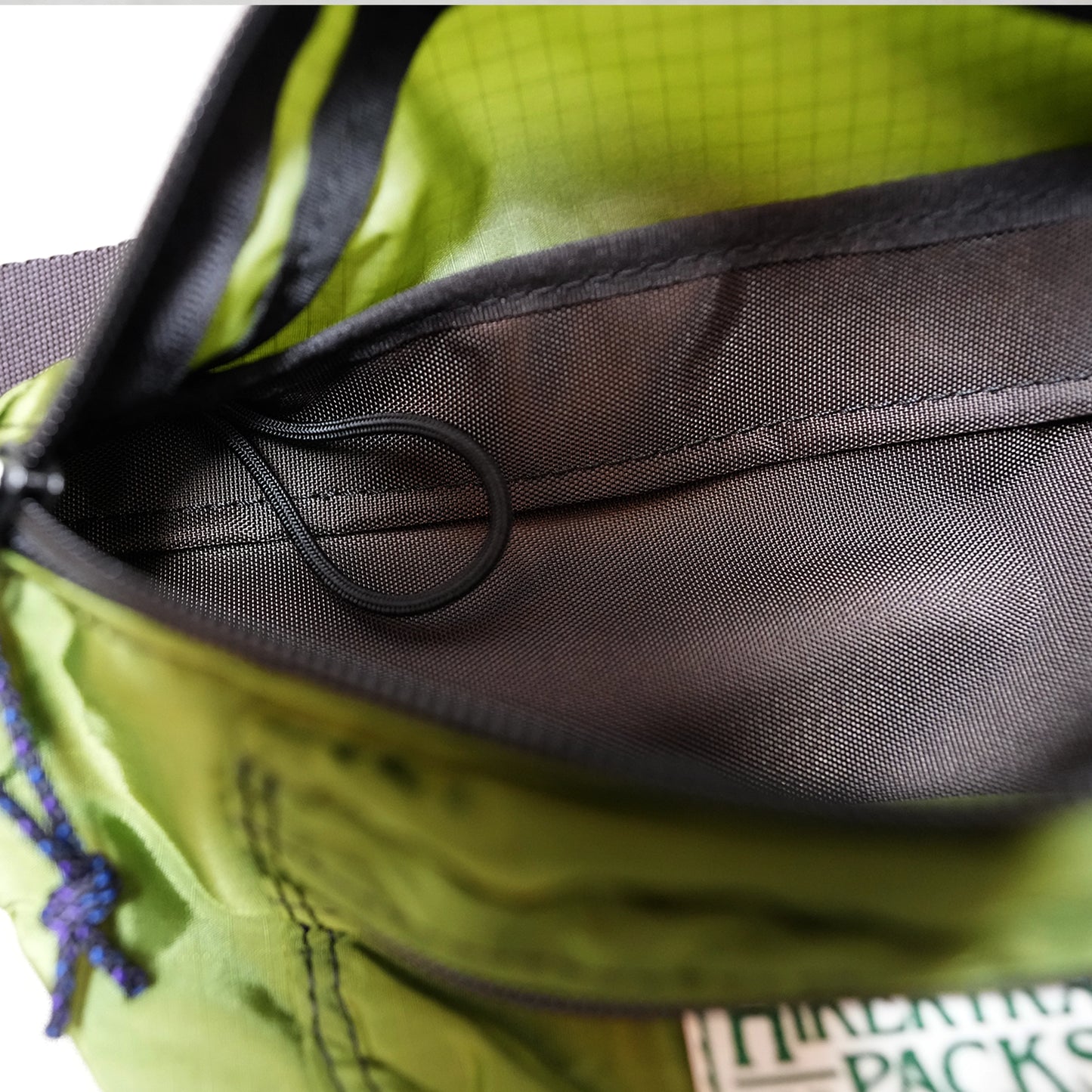 【HIKER TRASH】ハイカートラッシュ Pack To The Future "4Color"