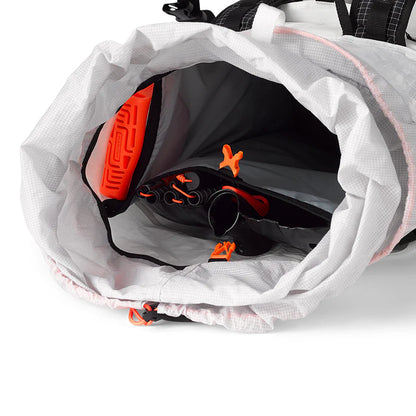 【Hyperlite Mountain Gear】ハイパーライトマウンテンギア Crux 40 "White"