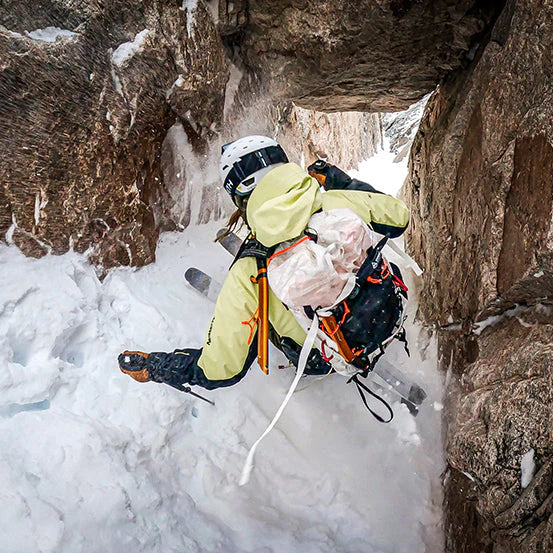 【Hyperlite Mountain Gear】ハイパーライトマウンテンギア Crux 40 "White"