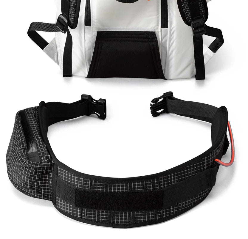 【Hyperlite Mountain Gear】ハイパーライトマウンテンギア Crux 40 "White"