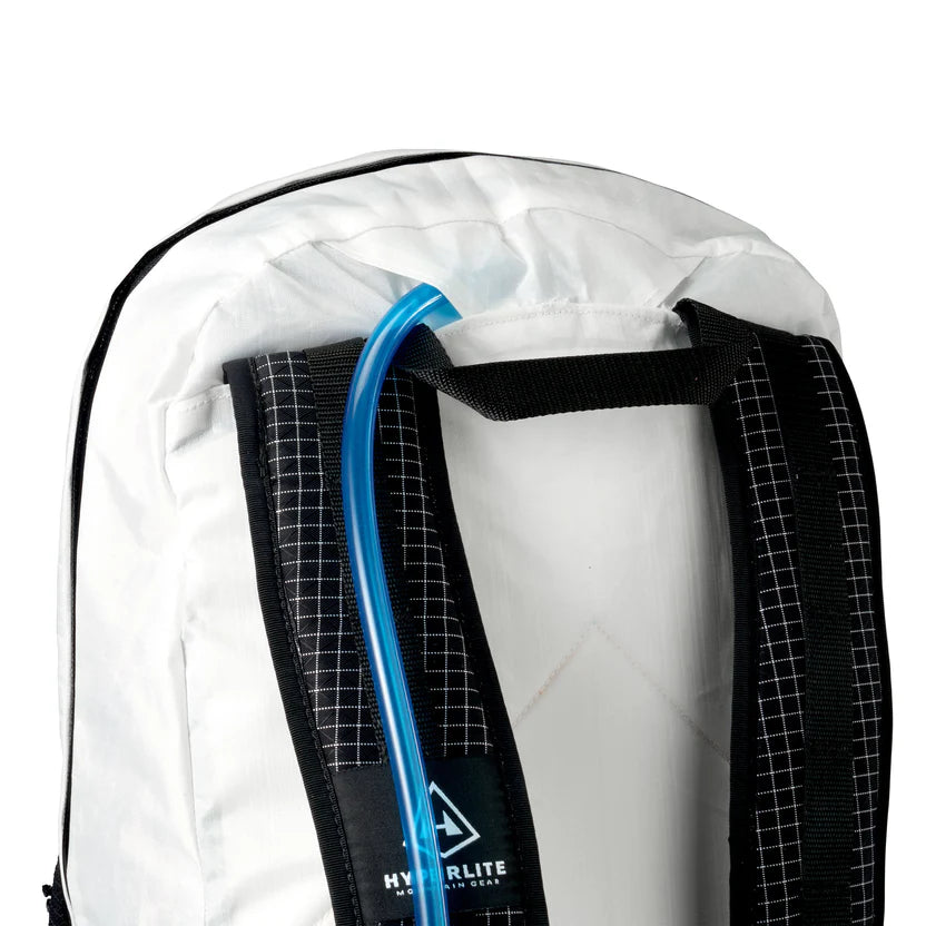 【Hyperlite Mountain Gear】ハイパーライトマウンテンギア Daybreak 22 "2Color"